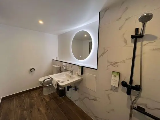 Standard Oda, 1 Çift Kişilik Yatak