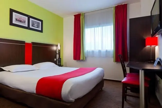 Standard Oda, 1 Çift Kişilik Yatak