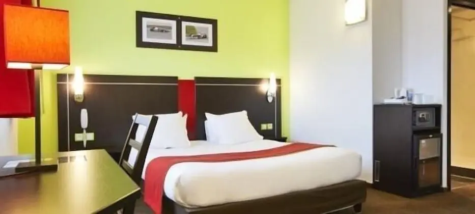 Standard Oda, 1 Çift Kişilik Yatak