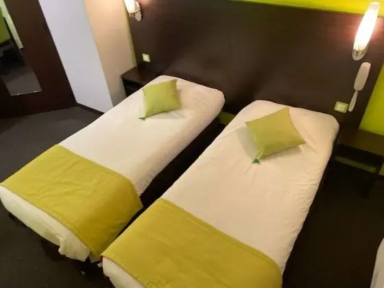 Standard Oda, 2 Tek Kişilik Yatak