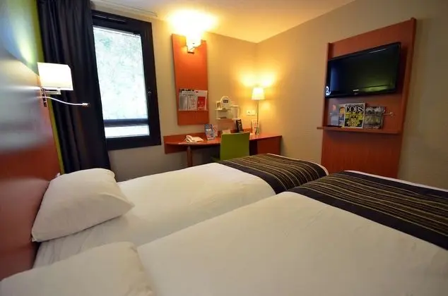 Standard Oda, 3 Tek Kişilik Yatak