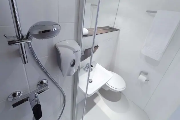 Standard Oda, 3 Tek Kişilik Yatak