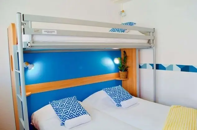 Standard Oda, 3 Tek Kişilik Yatak