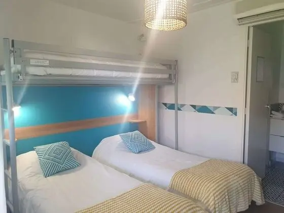 Standard Oda, 3 Tek Kişilik Yatak