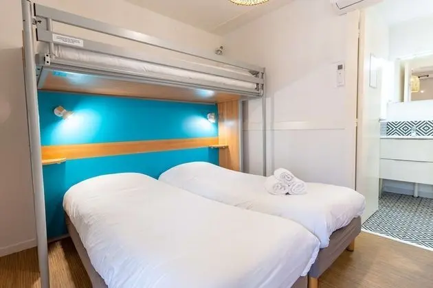 Standard Oda, Birden Çok Yatak (1 Double and 1 Single bed)