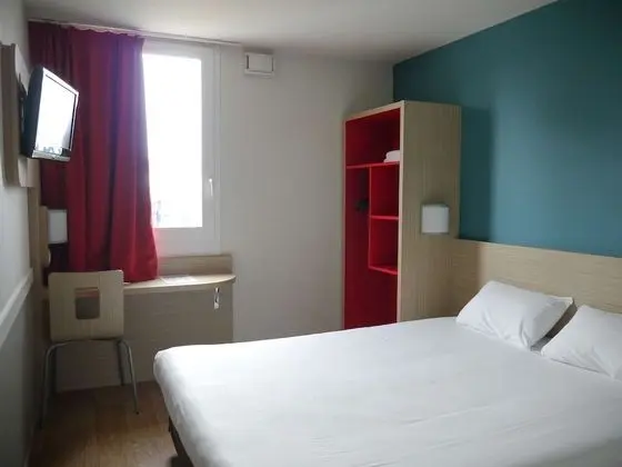 Standard Oda, 1 Çift Kişilik Yatak