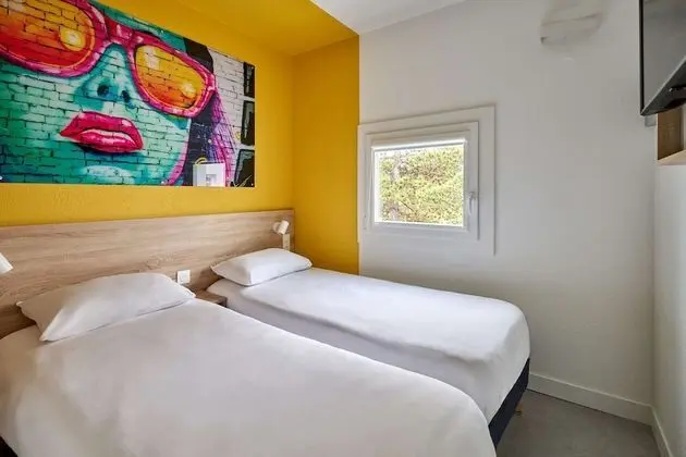 Standard Oda, 2 Tek Kişilik Yatak