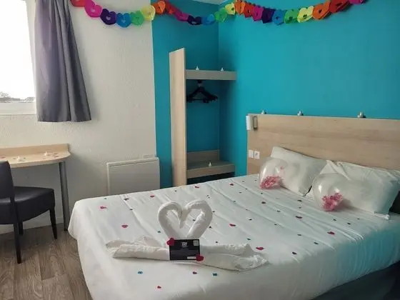 Standard Oda, 1 Çift Kişilik Yatak