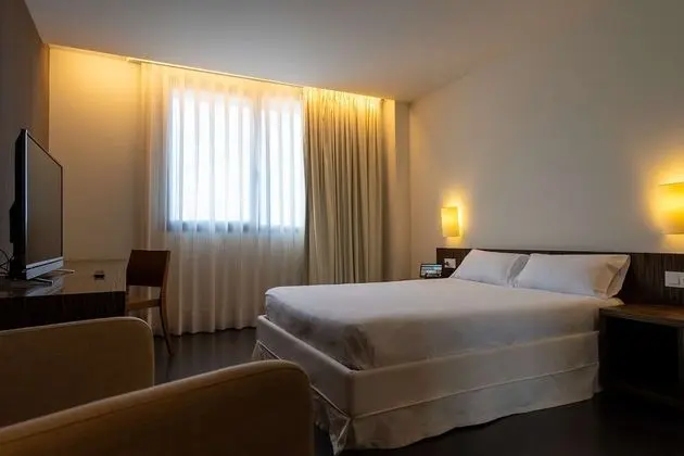 Junior Süit, 1 En Büyük (King) Boy Yatak ve Çekyat