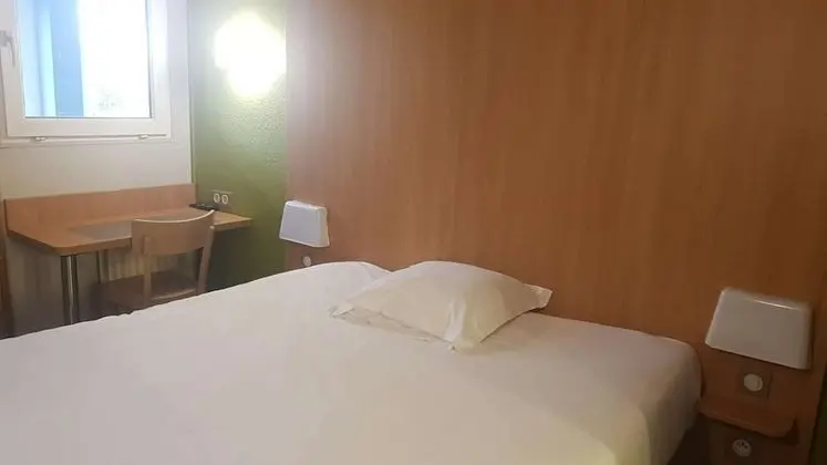Standard Oda, 1 Çift Kişilik Yatak