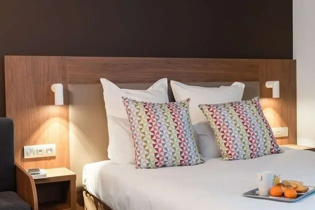 Standard Oda, 1 Büyük (Queen) Boy Yatak (1 Double bed)