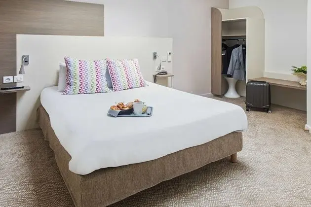 Standard Oda, 1 Büyük (Queen) Boy Yatak (1 Double bed)