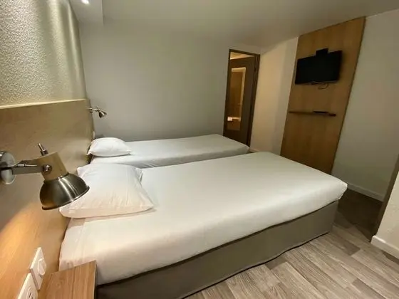 Standard Oda, 2 Tek Kişilik Yatak