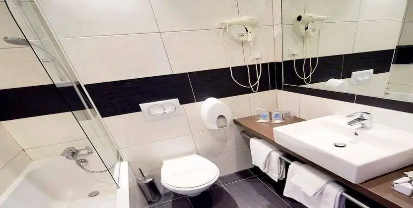 Standard Oda, 1 Çift Kişilik Yatak