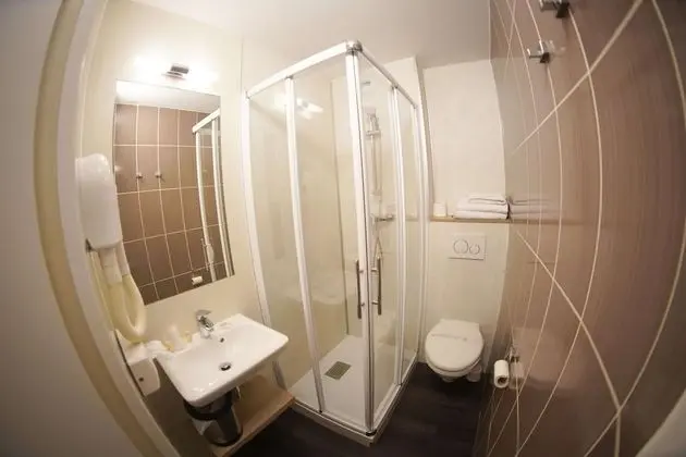 Standard Oda, 1 Çift Kişilik Yatak