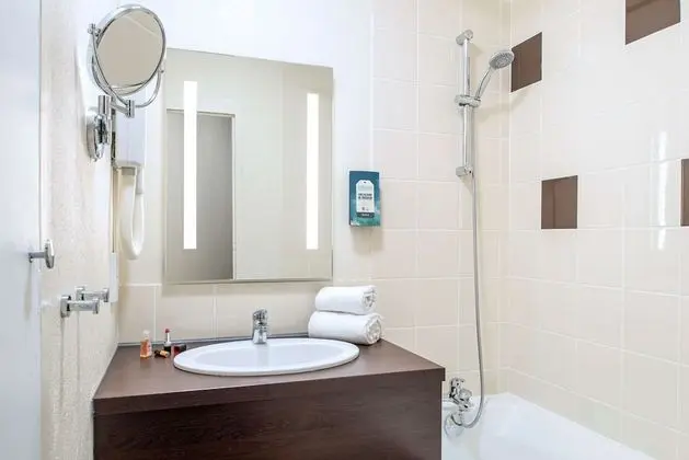 Standard Oda, 1 Çift Kişilik Yatak