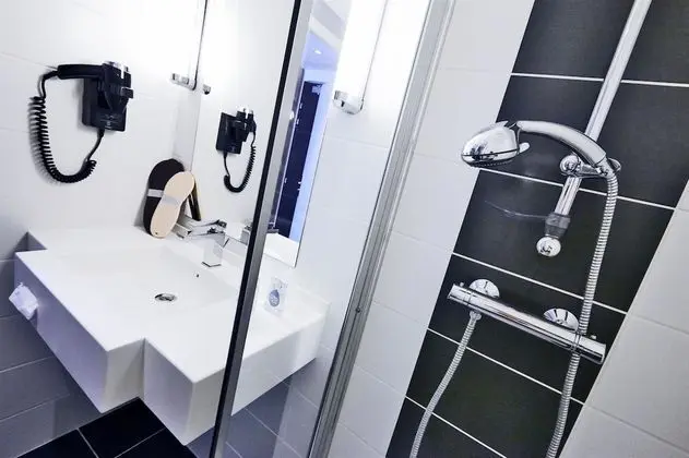 Standard Oda, 1 Çift Kişilik Yatak