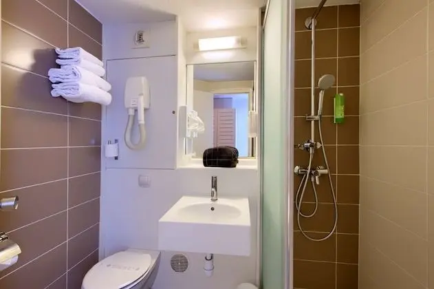 Standard Oda, 1 Çift Kişilik Yatak