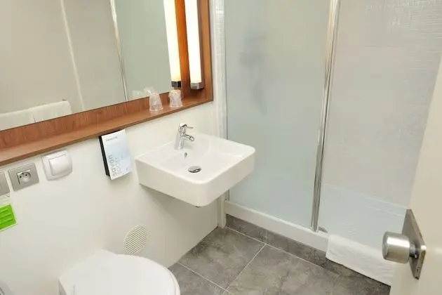 Standard Oda, 3 Tek Kişilik Yatak