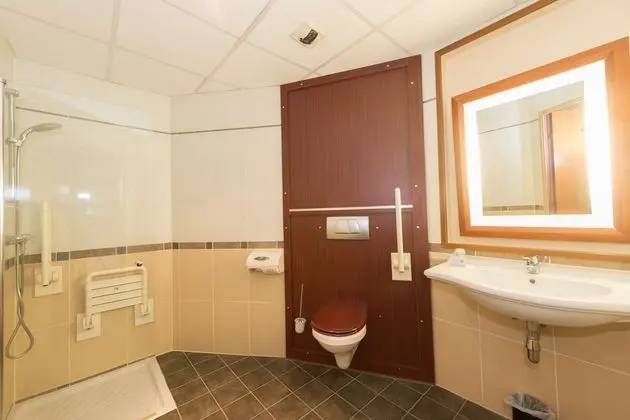 Standard Oda, 1 Çift Kişilik Yatak