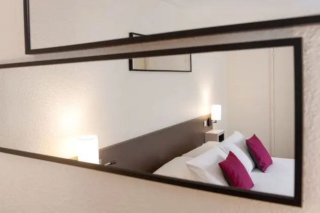 Standard Oda, 1 Çift Kişilik Yatak