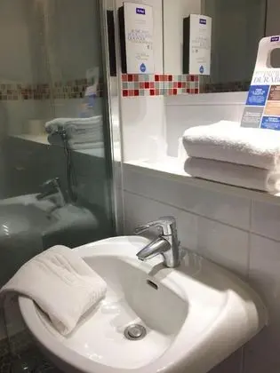 Standard Oda, 1 Çift Kişilik Yatak