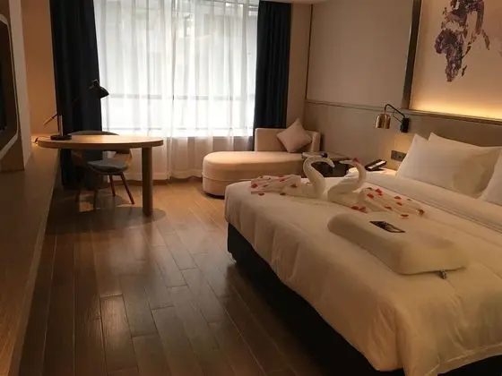 Superior Tek Büyük Yataklı Oda