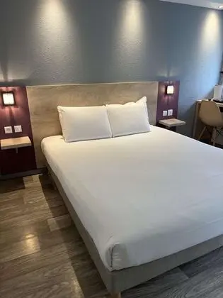 Standard Oda, 1 Çift Kişilik Yatak