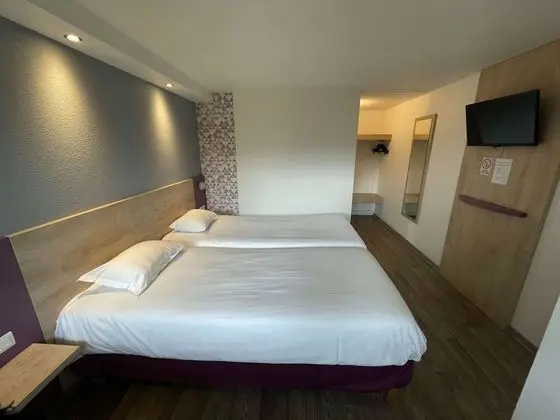 Standard Oda, 1 Çift Kişilik Yatak