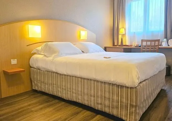 Standard Oda, 1 Çift Kişilik Yatak