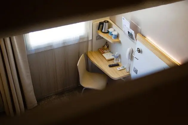 Standard Oda, 3 Tek Kişilik Yatak