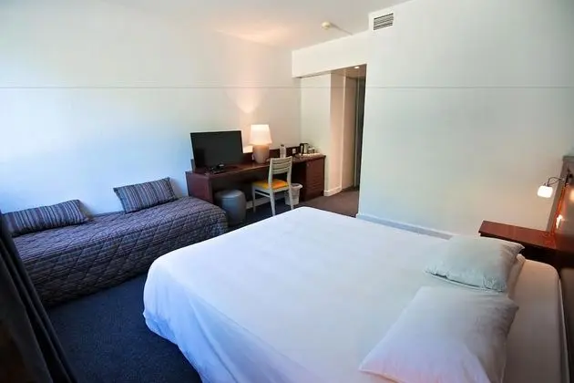 Superior Oda, Birden Çok Yatak (1 double and 1 single bed)