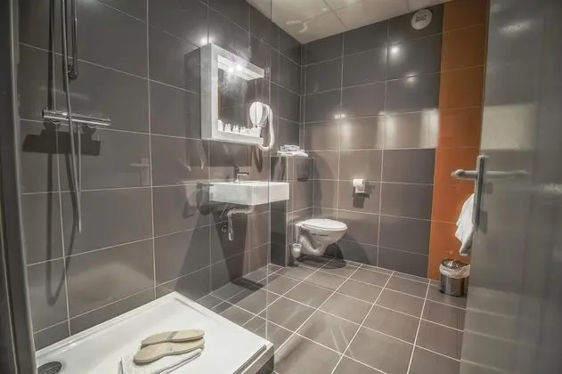 Standard Oda, 1 Çift Kişilik Yatak