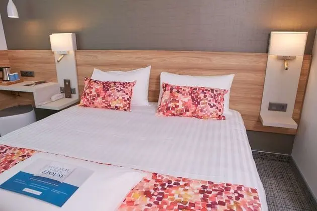 Standard Oda, 1 Çift Kişilik Yatak