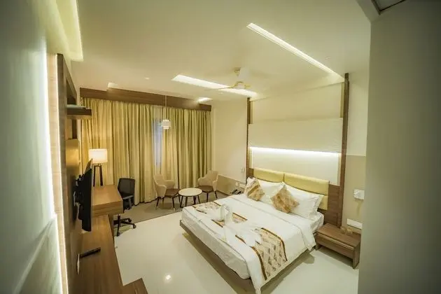 Deluxe Tek Büyük Yataklı Oda