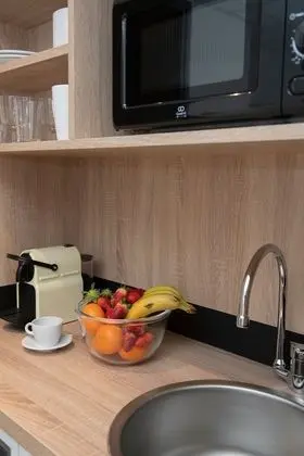 Standard Oda, 2 Tek Kişilik Yatak, Küvet (Kitchenette)