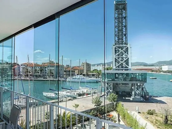 Privilege, Tek Büyük Yataklı Oda, 1 Çift Kişilik Yatak, Teras, Deniz Manzaralı