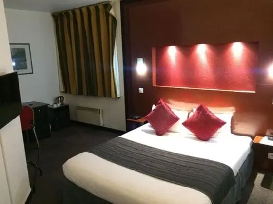 Standard Oda, 1 Çift Kişilik Yatak