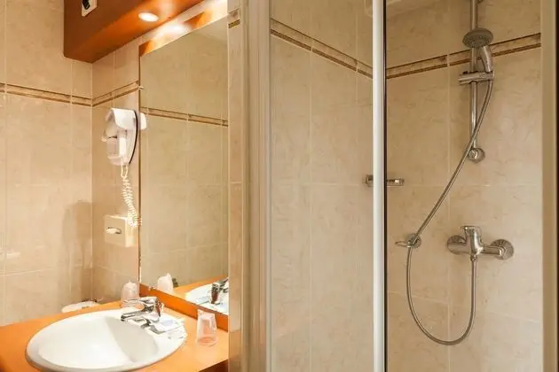 Standard Oda, 1 Çift Kişilik Yatak