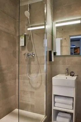 Standard Oda, 1 Çift Kişilik Yatak