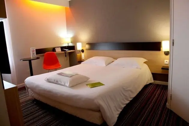 Standard Oda, 1 Büyük (Queen) Boy Yatak