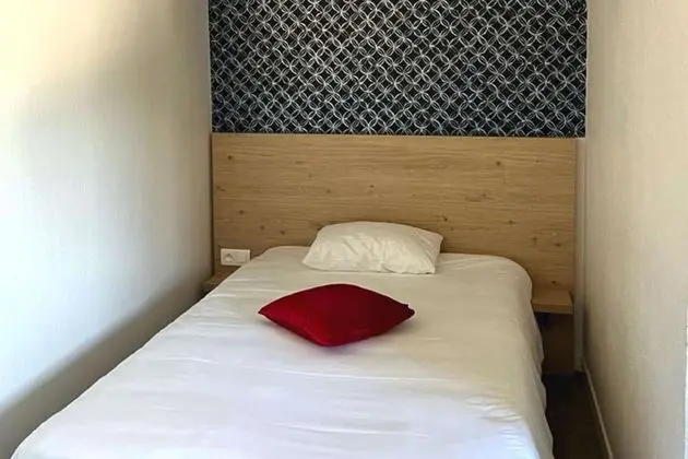Standard Oda, 1 Tek Kişilik Yatak