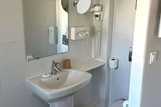 Standard Oda, 1 Tek Kişilik Yatak