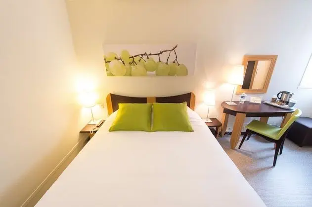 Standard Oda, 1 Çift Kişilik Yatak