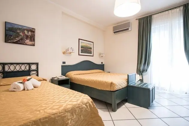 Classic Dört Kişilik Oda, Balkon