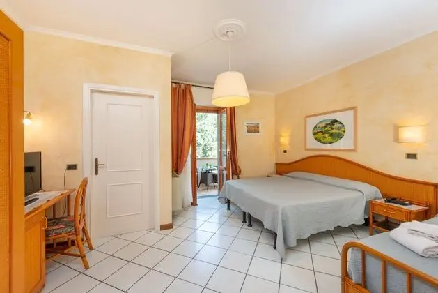 Standard Üç Kişilik Oda, Balkon