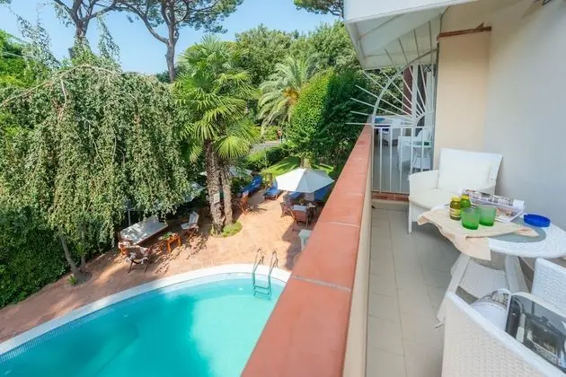 Standard Üç Kişilik Oda, Balkon