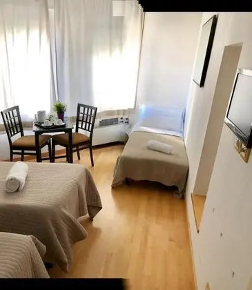 Üç Kişilik Oda