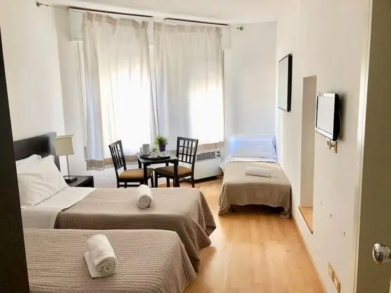 Üç Kişilik Oda