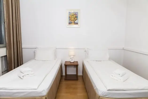 Economy İki Ayrı Yataklı Oda, Ortak Banyo